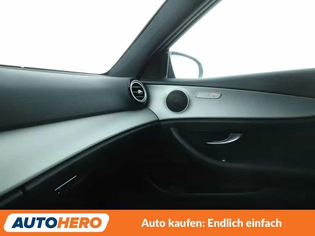 Mercedes-Benz E-Class 200 T Avantgarde Aut.*NAV*LED*TEMP*CAM*PDC*SHZ 01/2018-photo-27