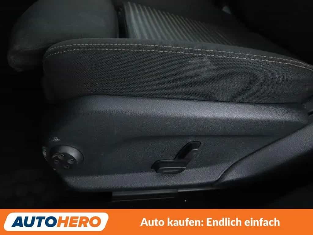 Mercedes-Benz E-Class 200 T Avantgarde Aut.*NAV*LED*TEMP*CAM*PDC*SHZ 01/2018-photo-29