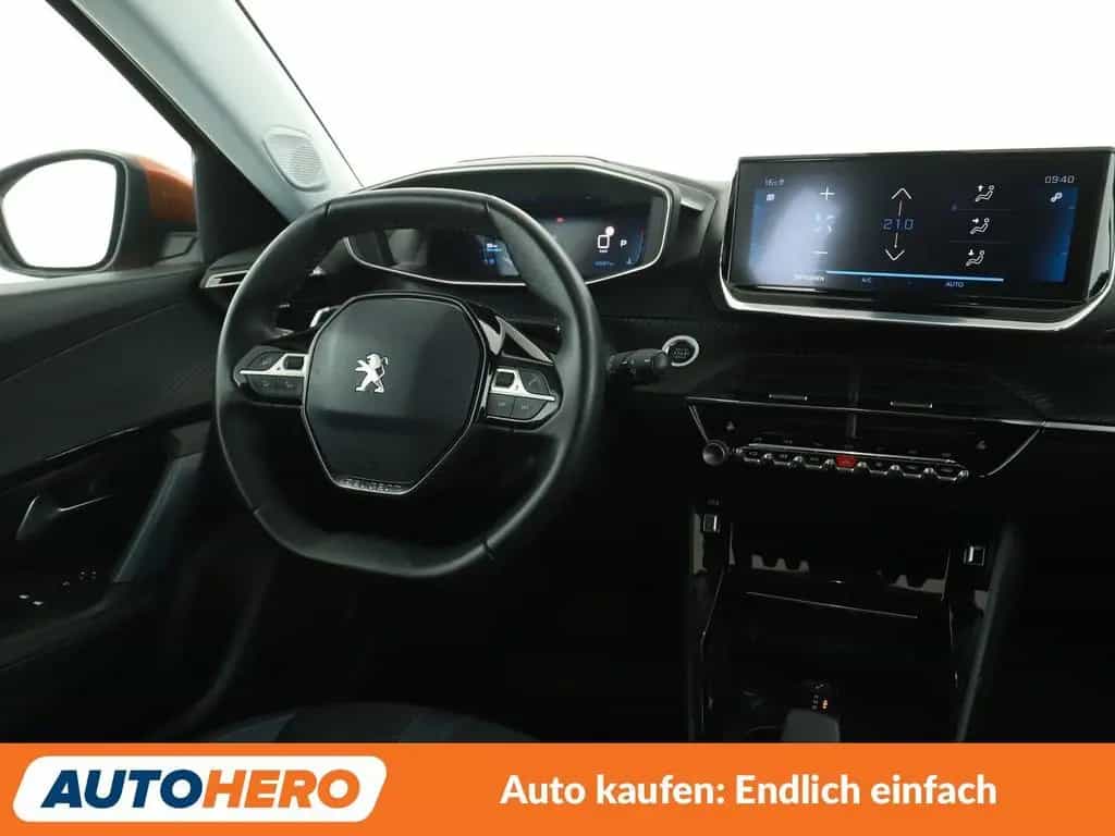 Peugeot 2008 1.2 PureTech Allure Aut.*NAVI*CAM*LED*TEMPO 08/2020-photo-11