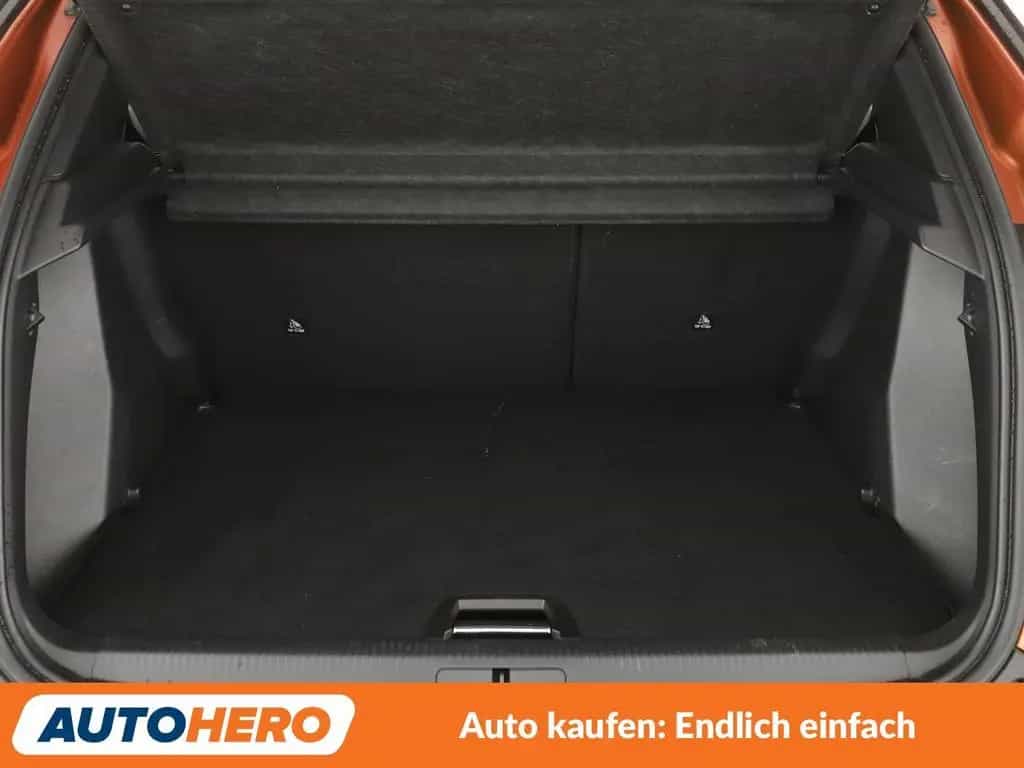 Peugeot 2008 1.2 PureTech Allure Aut.*NAVI*CAM*LED*TEMPO 08/2020-photo-16