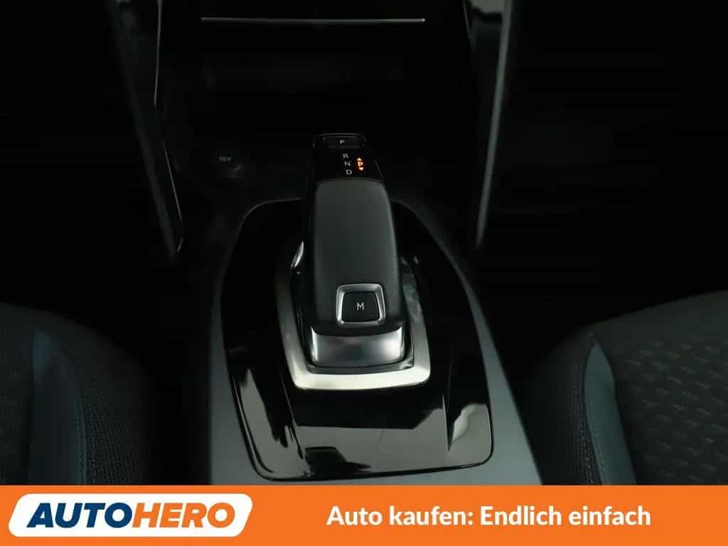 Peugeot 2008 1.2 PureTech Allure Aut.*NAVI*CAM*LED*TEMPO 08/2020-photo-23