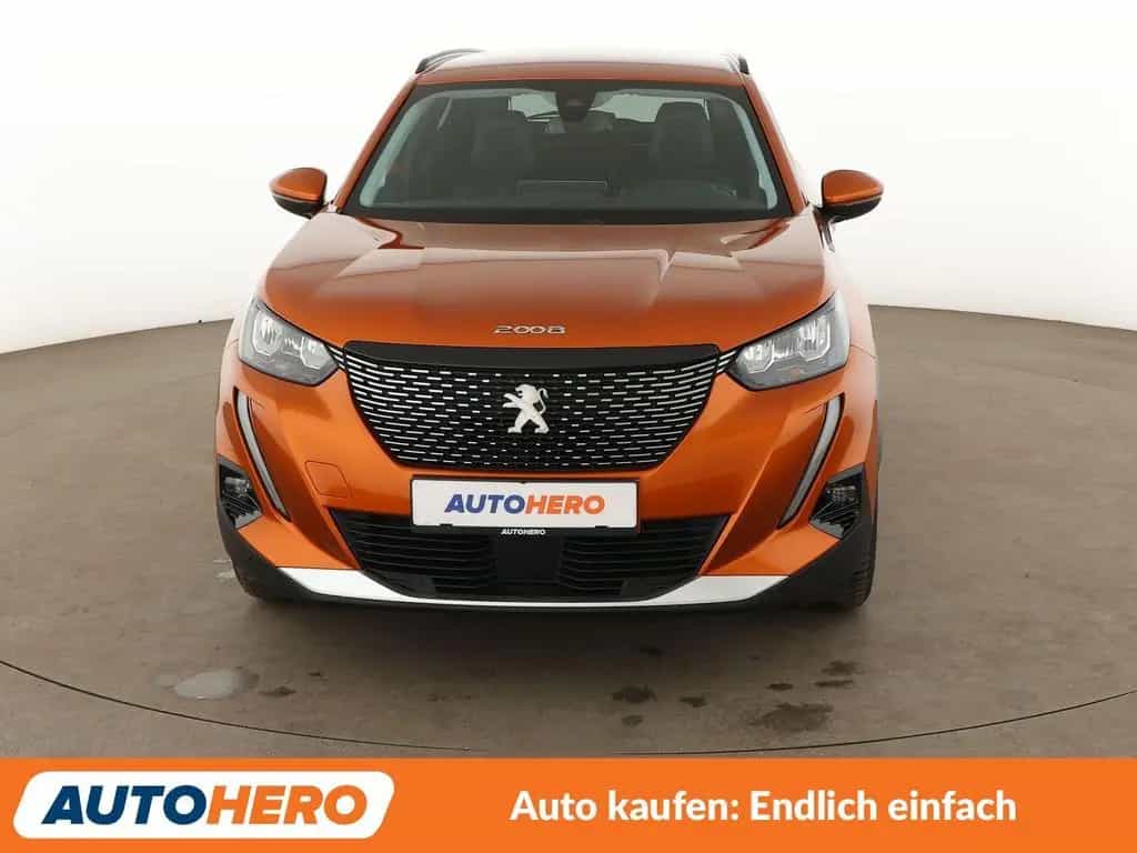 Peugeot 2008 1.2 PureTech Allure Aut.*NAVI*CAM*LED*TEMPO 08/2020-photo-7