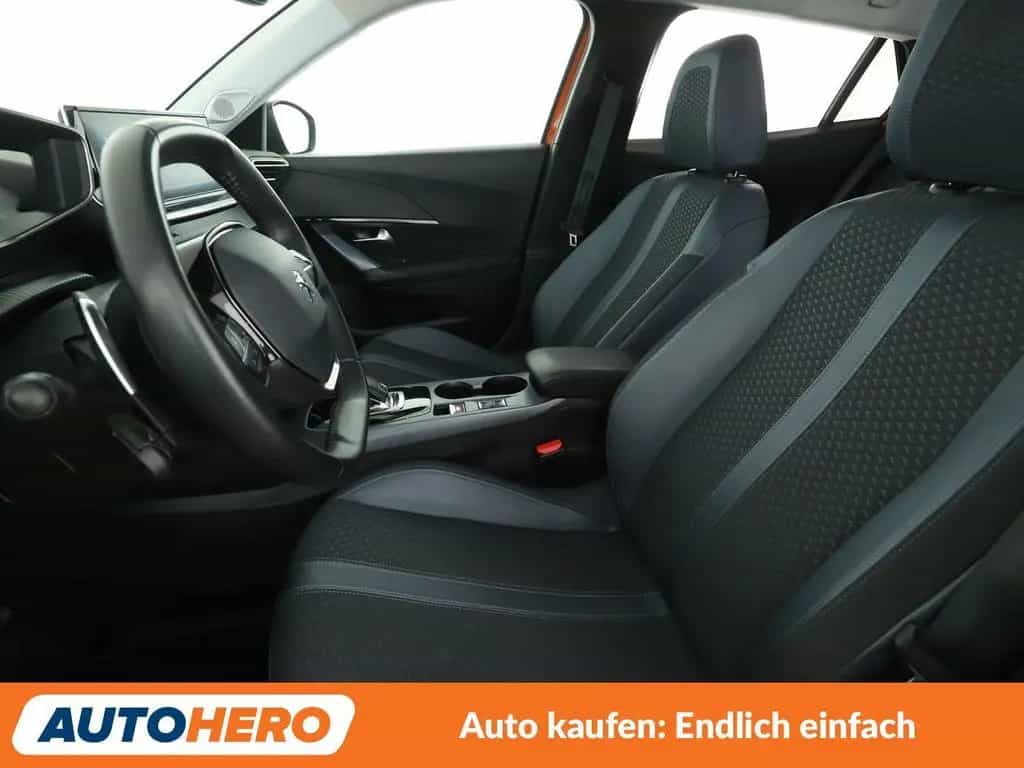 Peugeot 2008 1.2 PureTech Allure Aut.*NAVI*CAM*LED*TEMPO 08/2020-photo-8