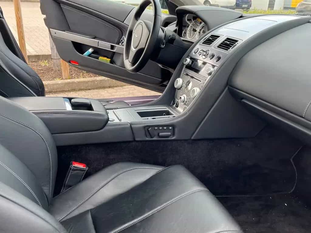 Aston Martin DB9 Volante 6.0 Touchtronic - 01/2012-photo-4
