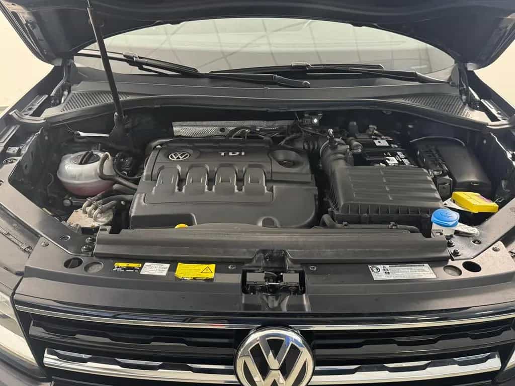 Volkswagen Tiguan TDI Highline AHK LED Navi ACC Standhz 1Hd 08/2016-photo-24