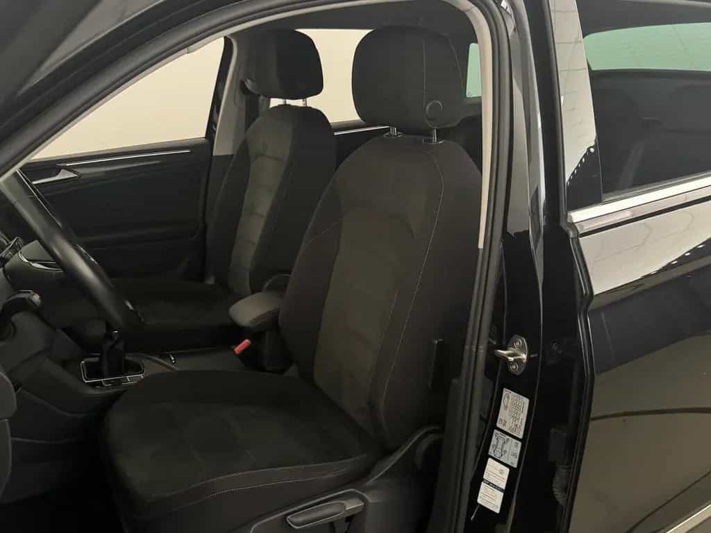 Volkswagen Tiguan TDI Highline AHK LED Navi ACC Standhz 1Hd 08/2016-photo-7