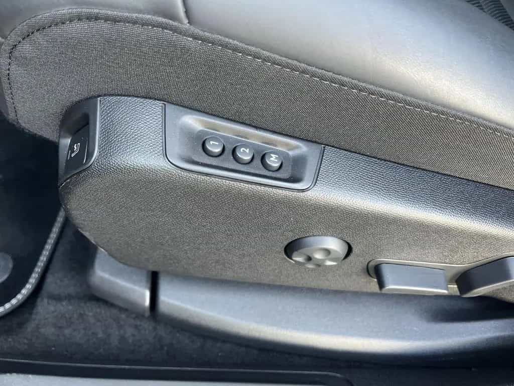 Citroën C5 Aircross Mild-Hyb.136 Shine S&S|elektr.Klappe 01/2024-photo-22