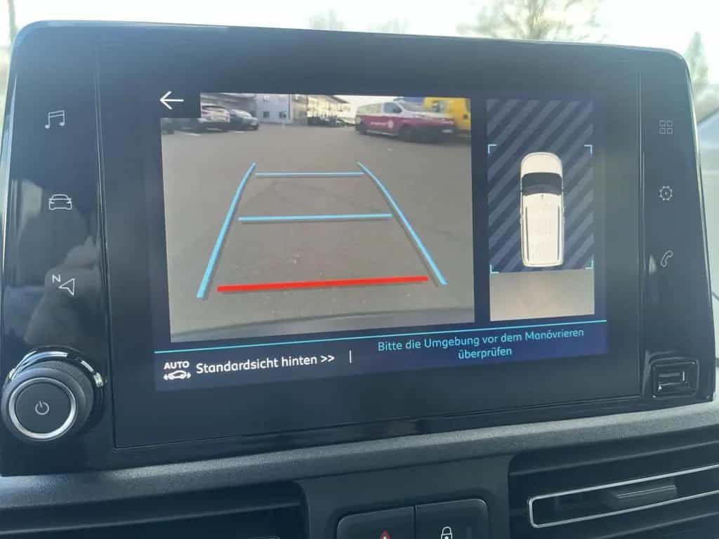Citroën Berlingo 1.2PT130 Shine M Automatik |Kamera|Navi 01/2023-photo-19
