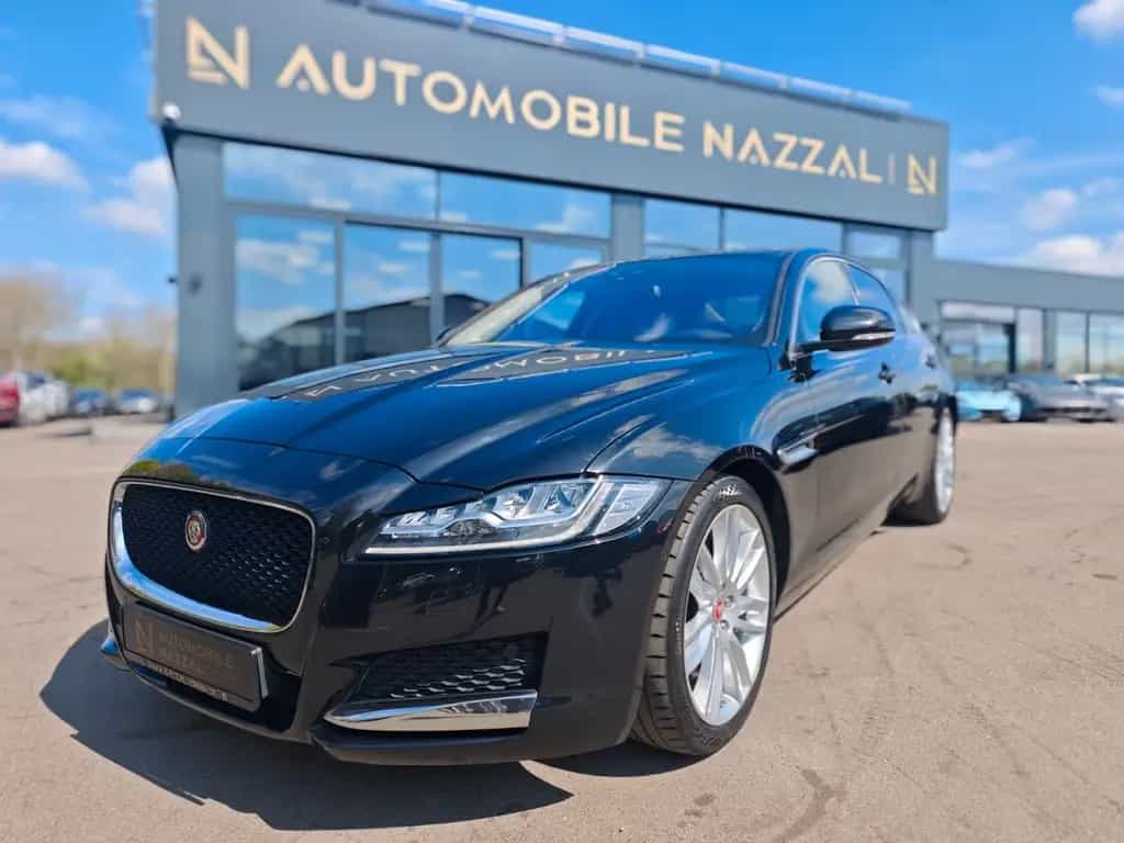 Jaguar XF 3.0 300PS*PORTOFOLIO*SOUNDSYSTEM*NAVI*KAMERA* 03/2017-photo-1