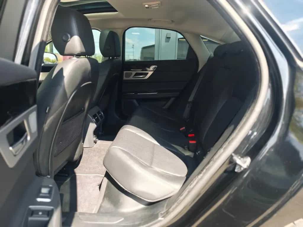 Jaguar XF 3.0 300PS*PORTOFOLIO*SOUNDSYSTEM*NAVI*KAMERA* 03/2017-photo-17