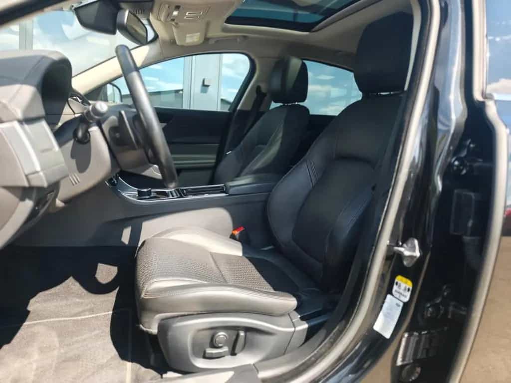 Jaguar XF 3.0 300PS*PORTOFOLIO*SOUNDSYSTEM*NAVI*KAMERA* 03/2017-photo-20