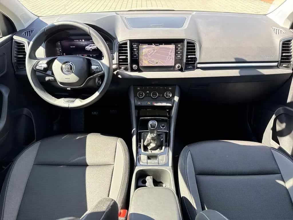 Skoda Karoq Tour 1.0 TSI RFK, SHZ, KESSY 12/2023-photo-10