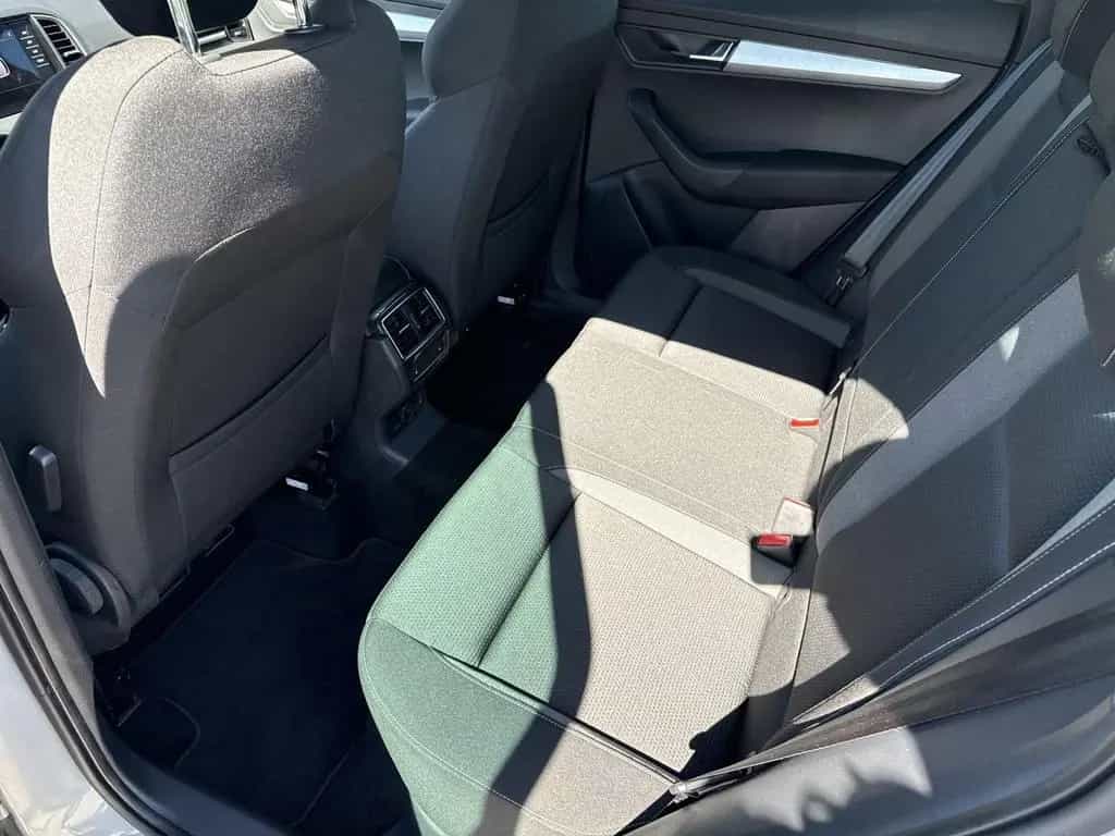 Skoda Karoq Tour 1.0 TSI RFK, SHZ, KESSY 12/2023-photo-11