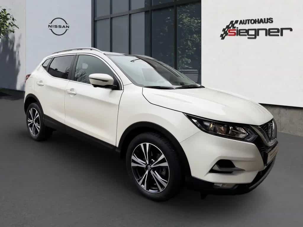 Nissan Qashqai Zama, Panoramaglasdach, Sitzheizung, Nav 03/2021-photo-2