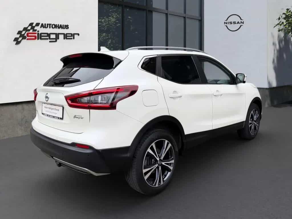 Nissan Qashqai Zama, Panoramaglasdach, Sitzheizung, Nav 03/2021-photo-3