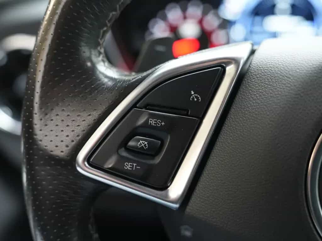 Chevrolet Camaro 6.2 V8 LEDER*KAMERA*CARPLAY*LED 09/2022-photo-15