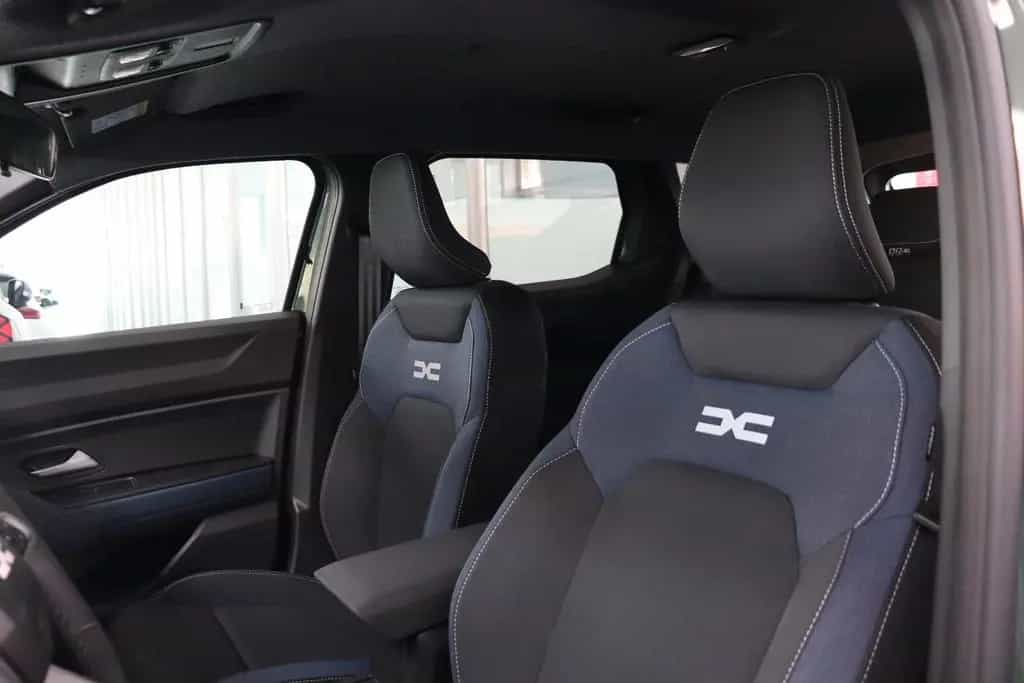 Dacia Duster MJ25 1.3 TCe Journey City Paket AKTION 04/2026-photo-12