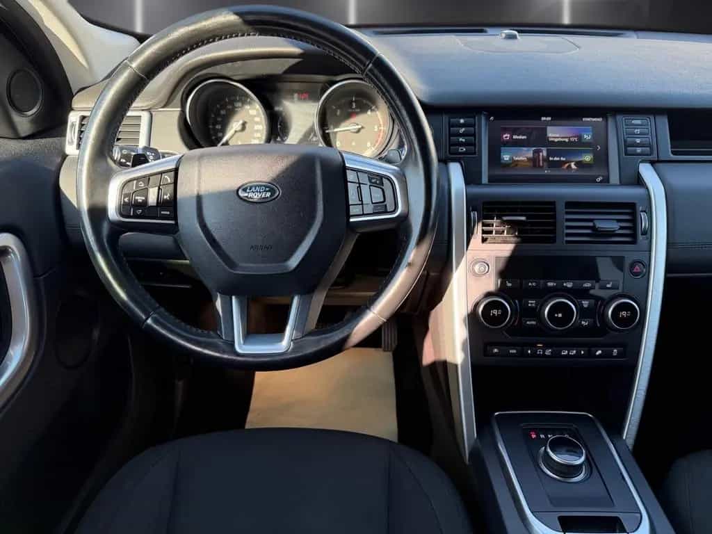 Land Rover Discovery Sport SE AWD 06/2017-photo-13