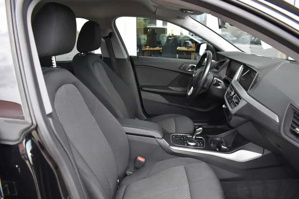 BMW 218 Gran Coupé 218i Gran Coupe Aut. Advantage Navi PDC Sitzhzg 09/2023-photo-12