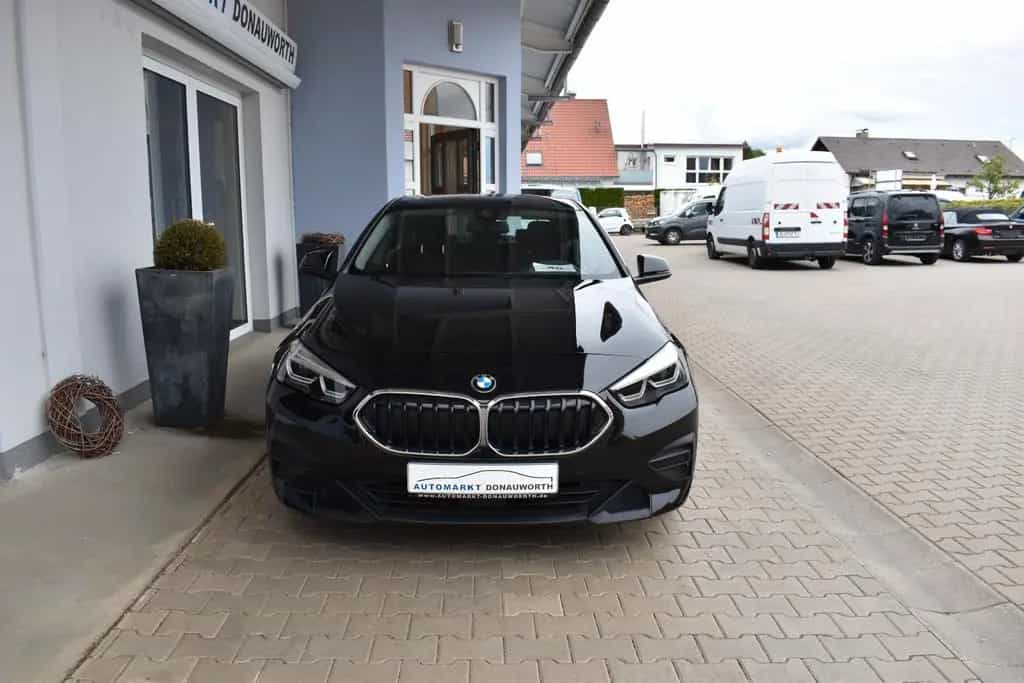 BMW 218 Gran Coupé 218i Gran Coupe Aut. Advantage Navi PDC Sitzhzg 09/2023-photo-2