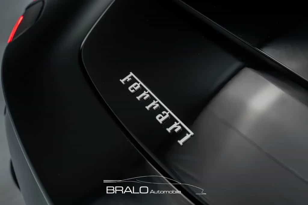 Ferrari Roma Spider, NEW*NET-EXPORT* null-photo-15