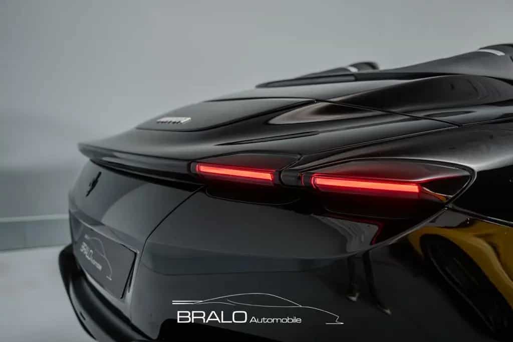 Ferrari Roma Spider, NEW*NET-EXPORT* null-photo-16