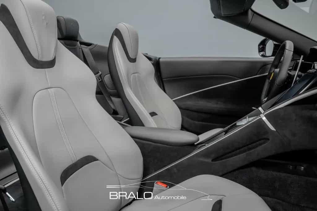 Ferrari Roma Spider, NEW*NET-EXPORT* null-photo-22