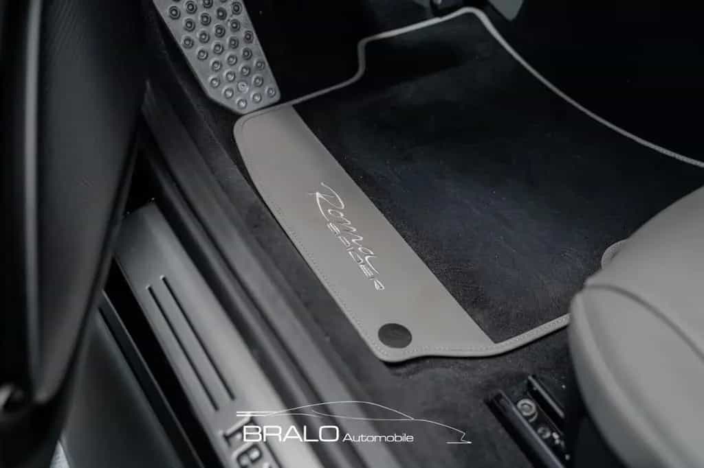 Ferrari Roma Spider, NEW*NET-EXPORT* null-photo-24
