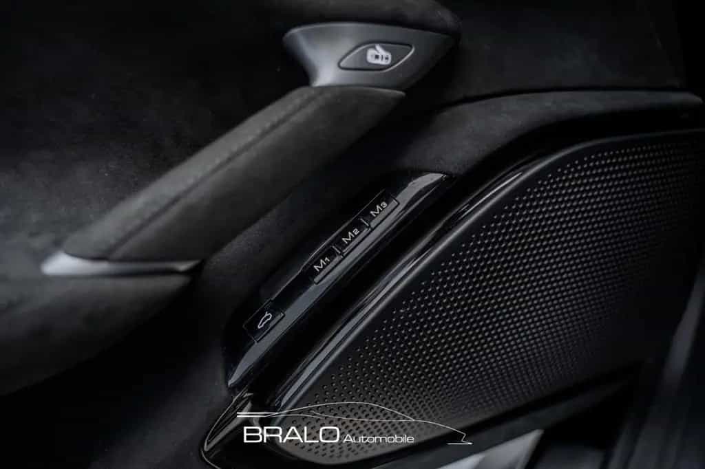 Ferrari Roma Spider, NEW*NET-EXPORT* null-photo-31