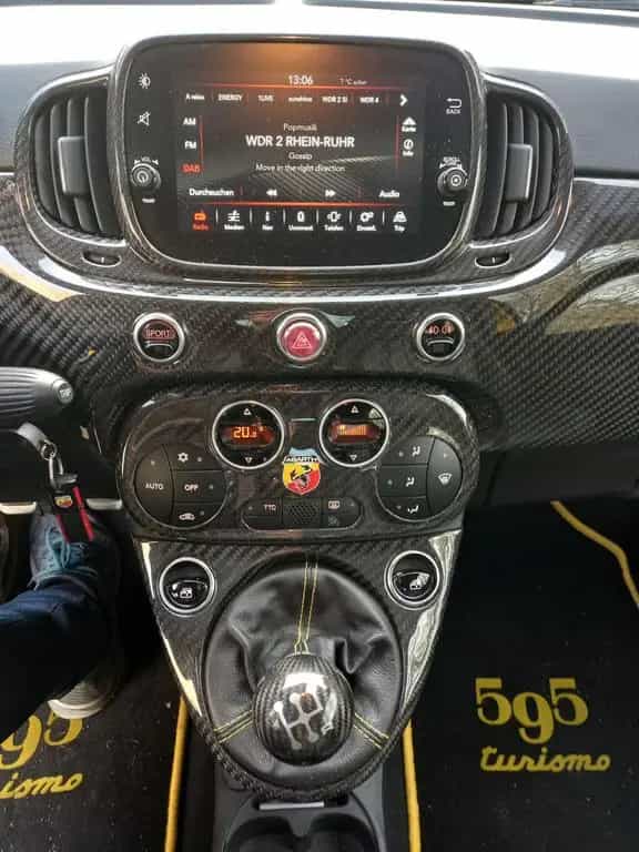 Abarth 595 Competizione 1.4 16V 8-fach bereift Cabrio 08/2020-photo-12
