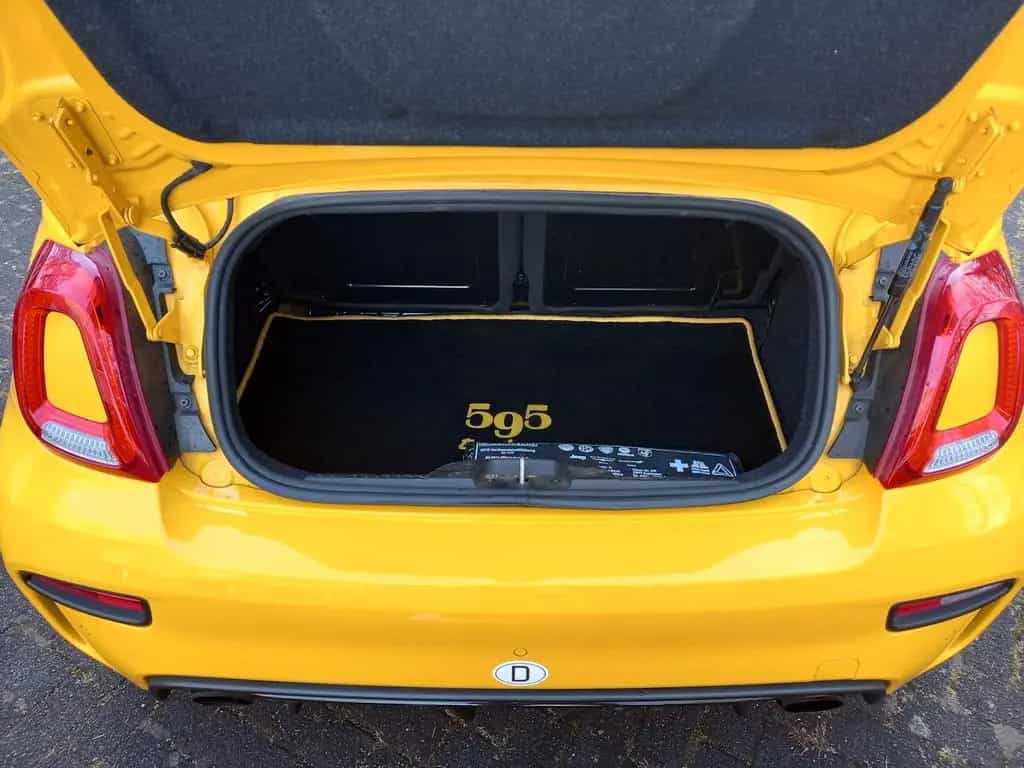 Abarth 595 Competizione 1.4 16V 8-fach bereift Cabrio 08/2020-photo-6