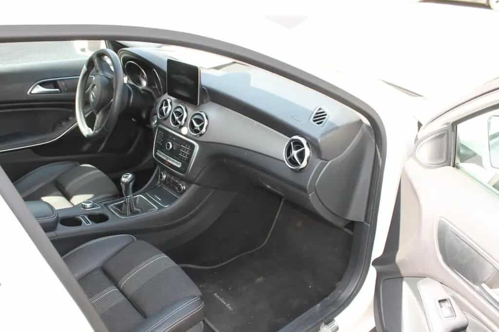 Mercedes-Benz GLA 180 Urban-Navi-Panoramadach-PDC 08/2017-photo-7
