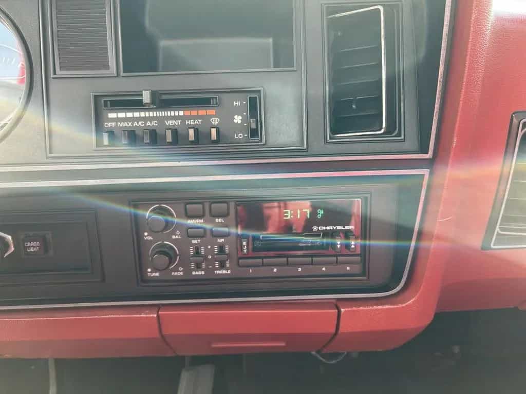 Dodge RAM D-150 TOPZUSTAND/KLIMAANLAGE 06/1987-photo-10