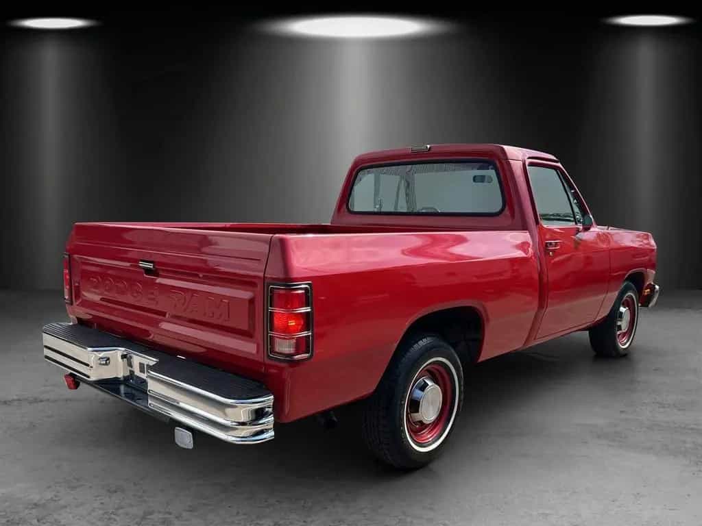 Dodge RAM D-150 TOPZUSTAND/KLIMAANLAGE 06/1987-photo-4