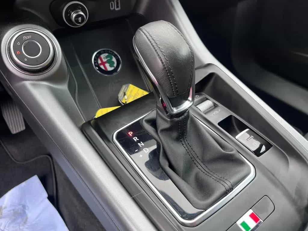 Alfa Romeo Tonale Super 12/2022-photo-11