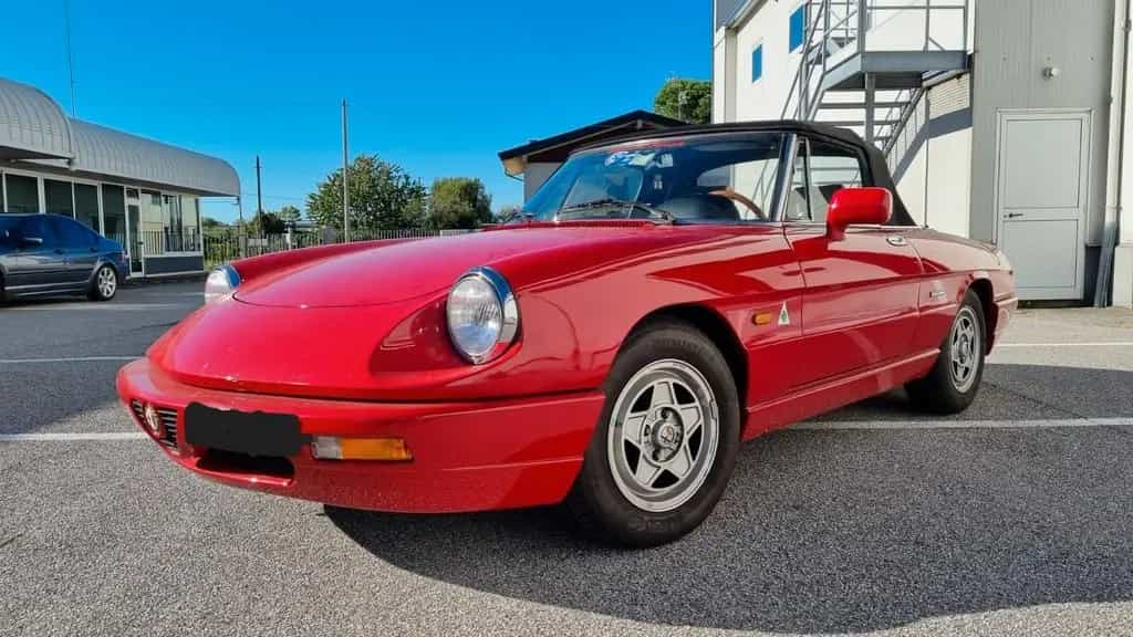 Alfa Romeo Zum Verkauf steht ein wunderschöner Alfa Romeo S 11/1990-photo-4