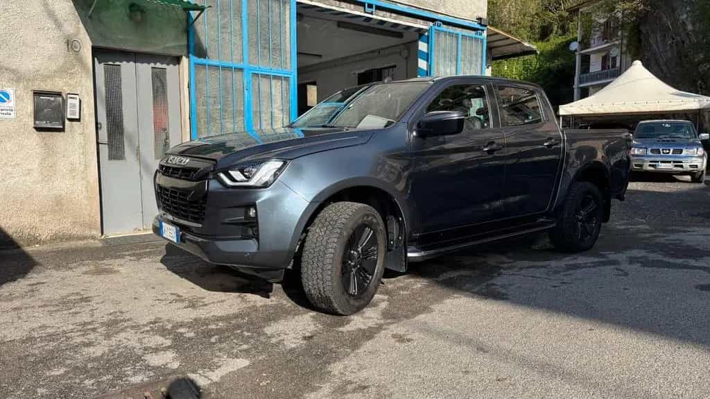 Isuzu D-Max N60 -Max 1.9 td crew Solar Supernova 04/2022-photo-1