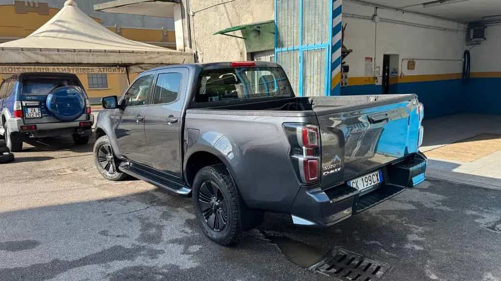 Isuzu D-Max N60 -Max 1.9 td crew Solar Supernova 04/2022-photo-2