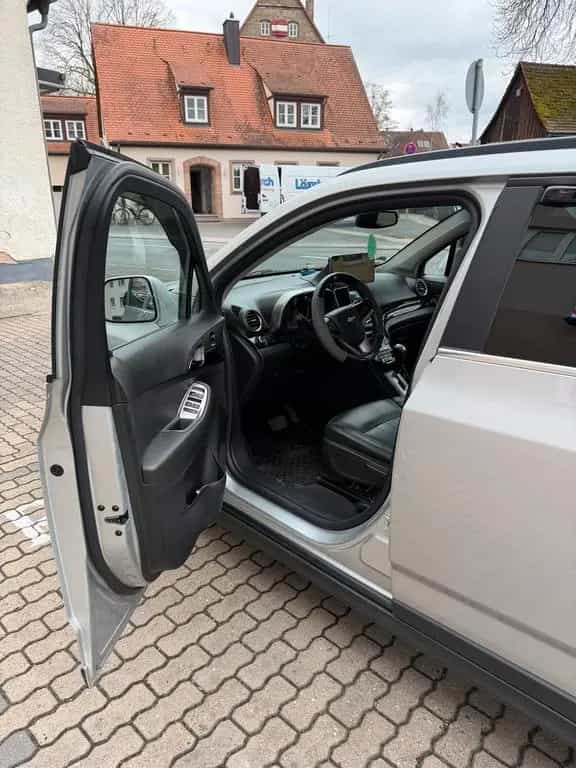 Chevrolet Orlando 10/2013-photo-3