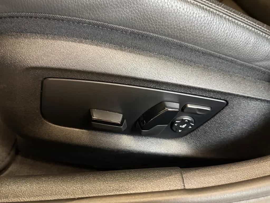 BMW 5 Series 520 d xDrive Sport Line/LED/PANO/NAVI/SHZ/HUD 03/2020-photo-12