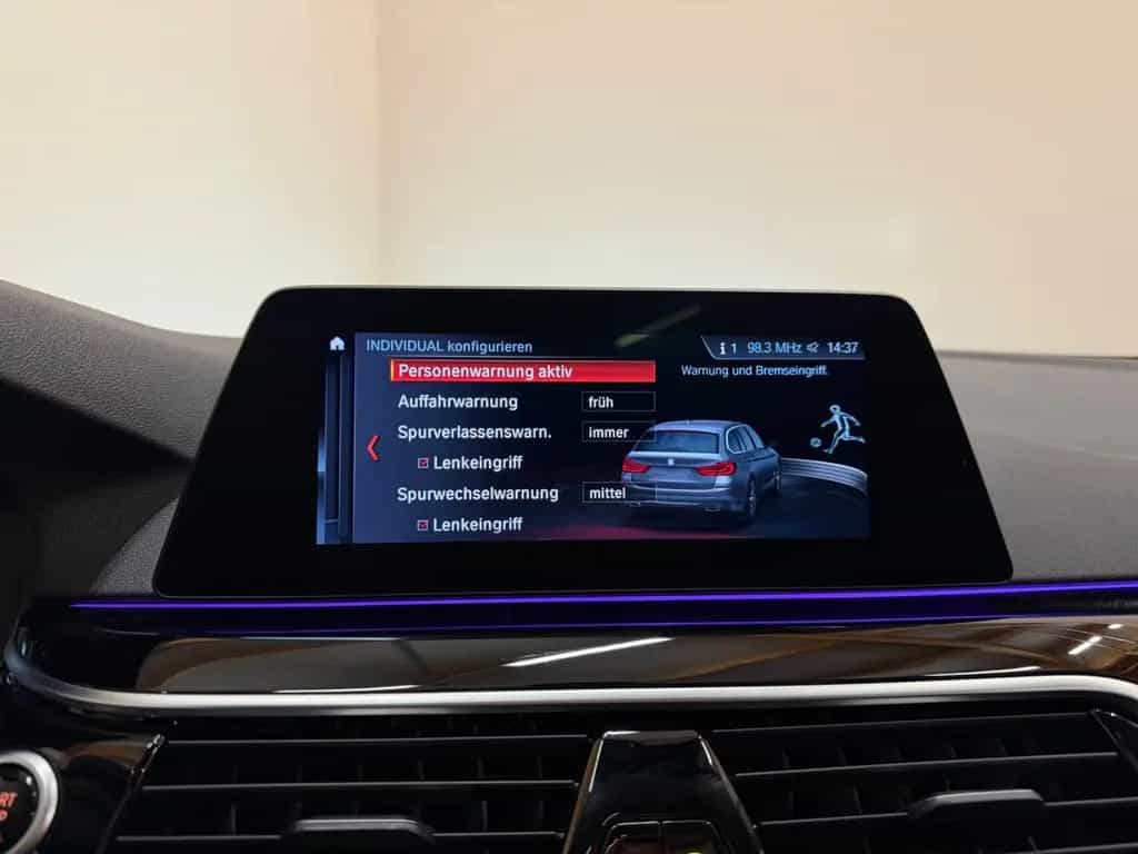 BMW 5 Series 520 d xDrive Sport Line/LED/PANO/NAVI/SHZ/HUD 03/2020-photo-28