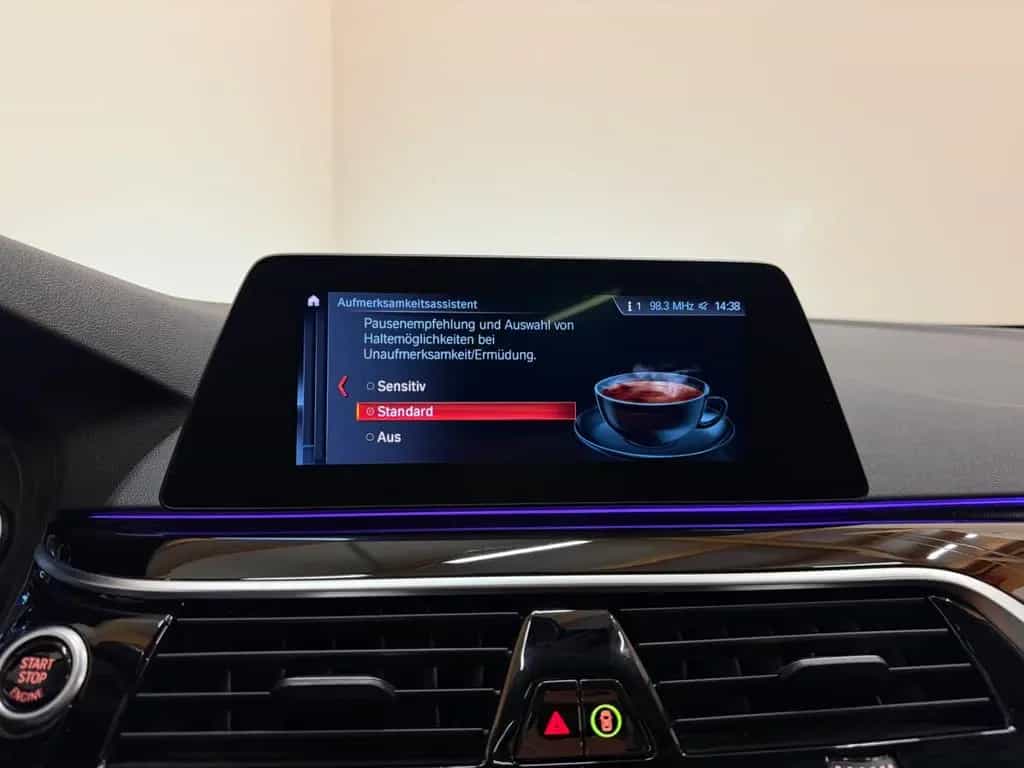 BMW 5 Series 520 d xDrive Sport Line/LED/PANO/NAVI/SHZ/HUD 03/2020-photo-33