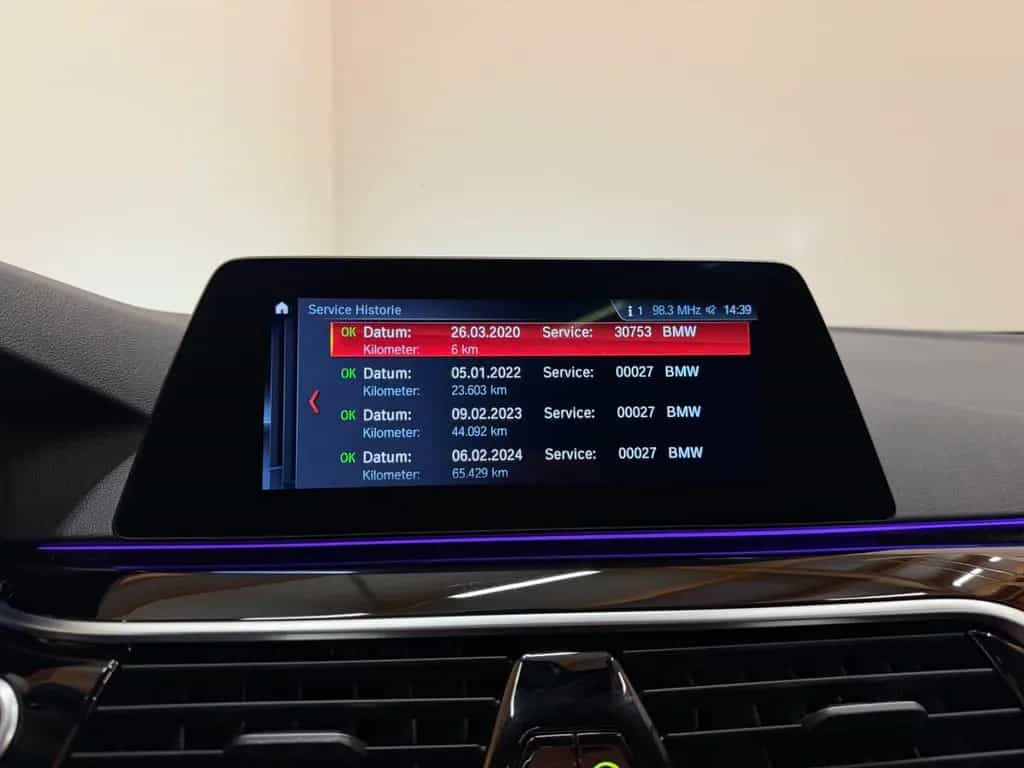 BMW 5 Series 520 d xDrive Sport Line/LED/PANO/NAVI/SHZ/HUD 03/2020-photo-37