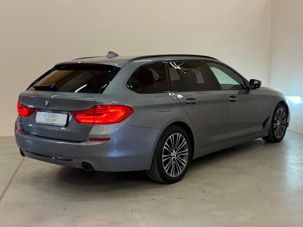 BMW 5 Series 520 d xDrive Sport Line/LED/PANO/NAVI/SHZ/HUD 03/2020-photo-5