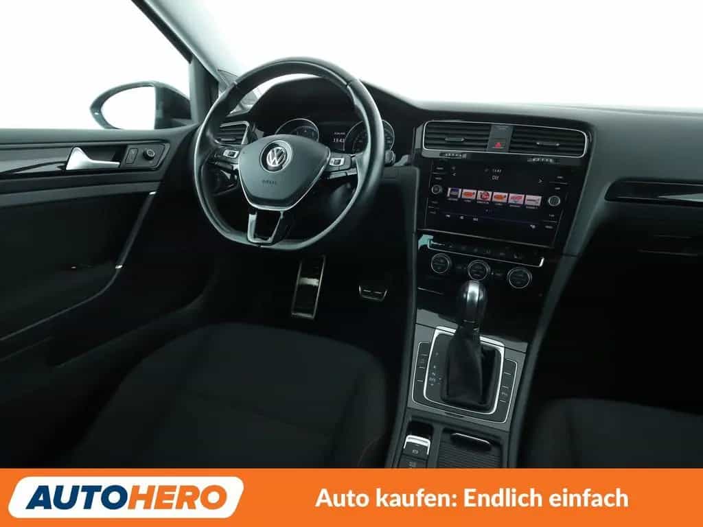 Volkswagen Golf VII 1.4 TSI Sound Aut.*NAVI*LED*ACC* 01/2018-photo-12
