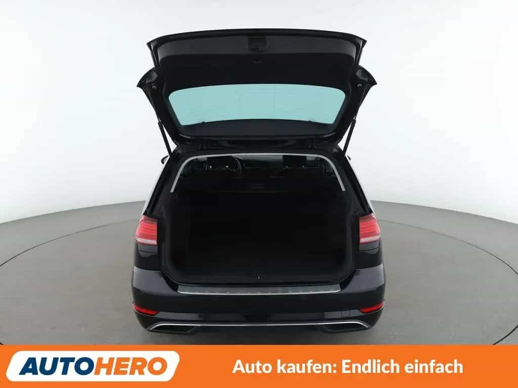 Volkswagen Golf VII 1.4 TSI Sound Aut.*NAVI*LED*ACC* 01/2018-photo-16
