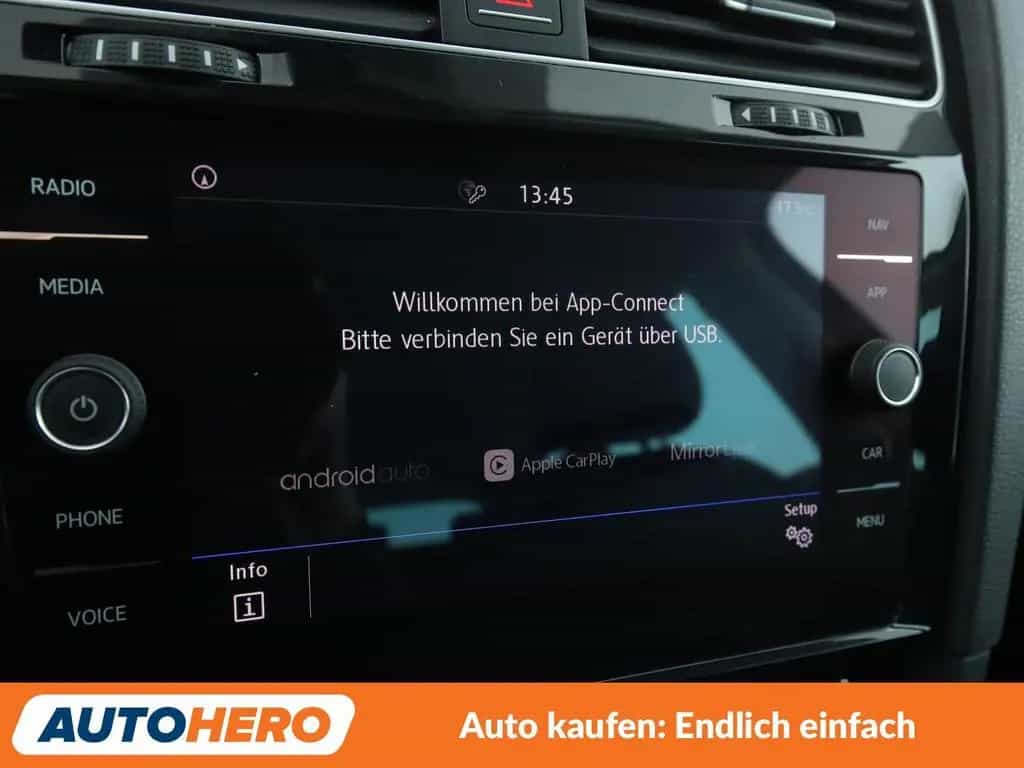 Volkswagen Golf VII 1.4 TSI Sound Aut.*NAVI*LED*ACC* 01/2018-photo-22