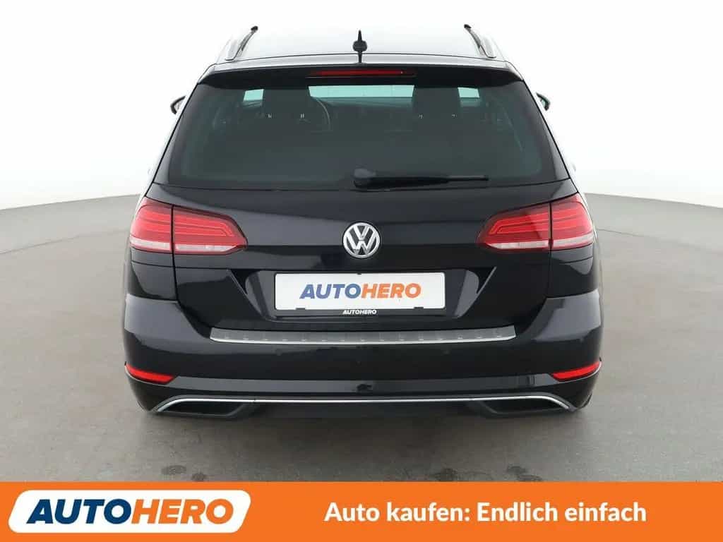 Volkswagen Golf VII 1.4 TSI Sound Aut.*NAVI*LED*ACC* 01/2018-photo-4