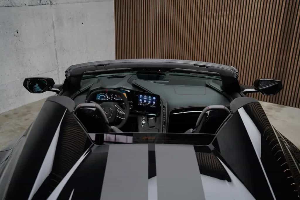 Corvette C8 Stingray Convertible 08/2023-photo-10