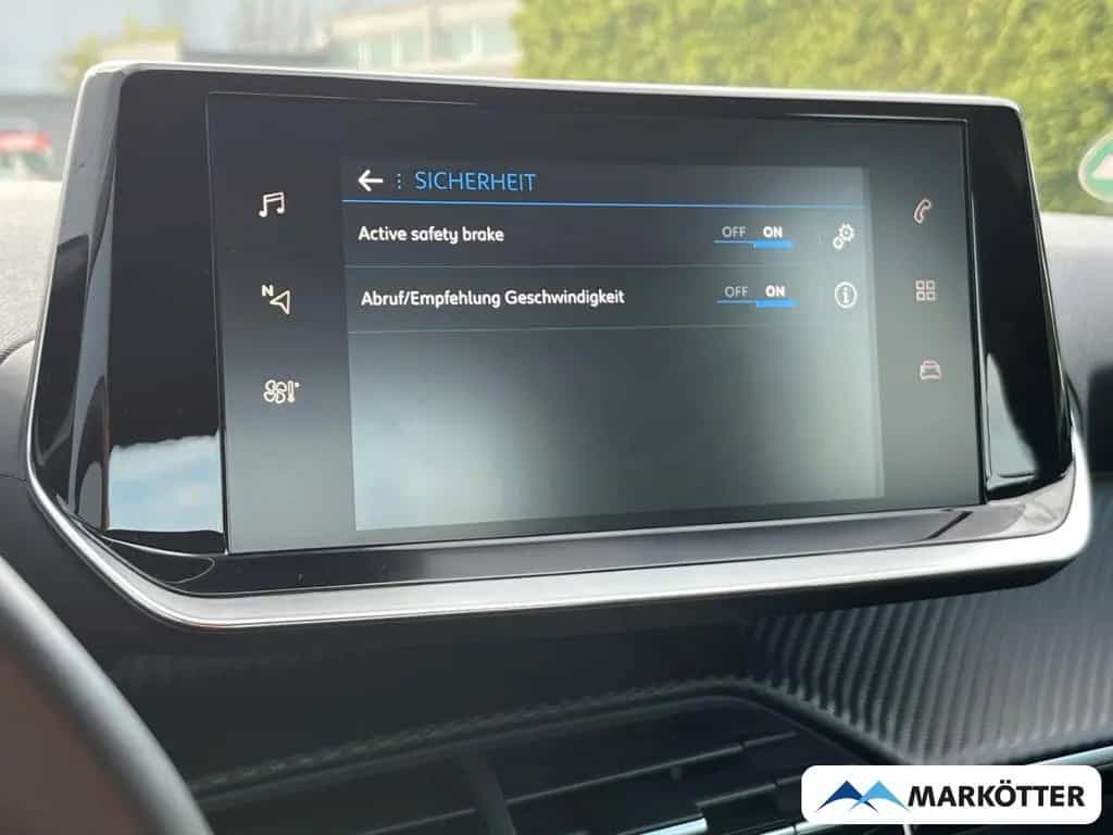 Peugeot 2008 Active Radio/Bluetooth/Sitzheizung 03/2022-photo-24